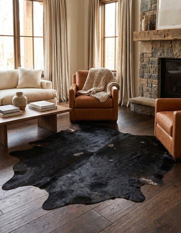 5' 9 x 6' 9 Cowhide Leather Rug