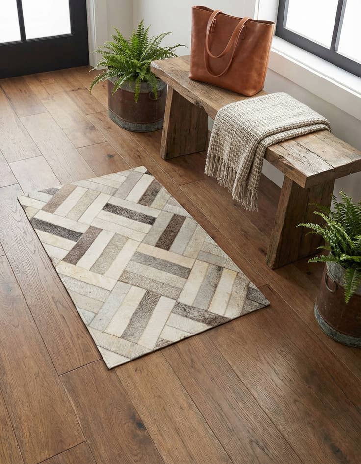 Detail image of 2' x 2' 10 Cowhide Rug