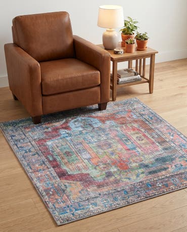  4' x 4'  Washable Maahru Square Rug
