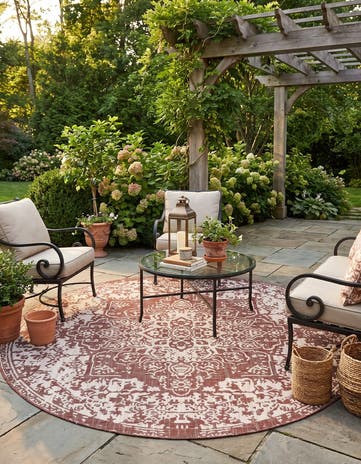 7' x 7' Easy-Clean Jill Zarin Indoor / Outdoor Round Rug