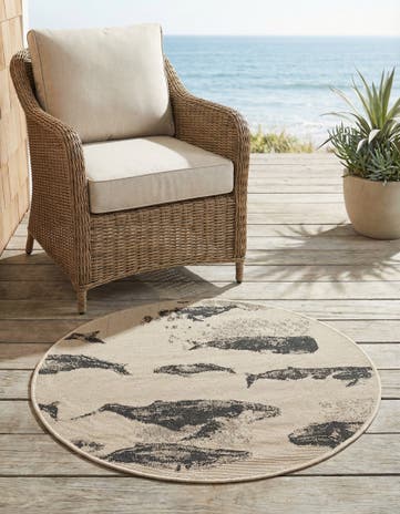 Beige Easy-Clean Coastal Indoor / Outdoor Round Rug