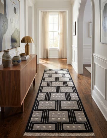 2' 7 x 10' Hand Knotted Darya Wool Runner Rug