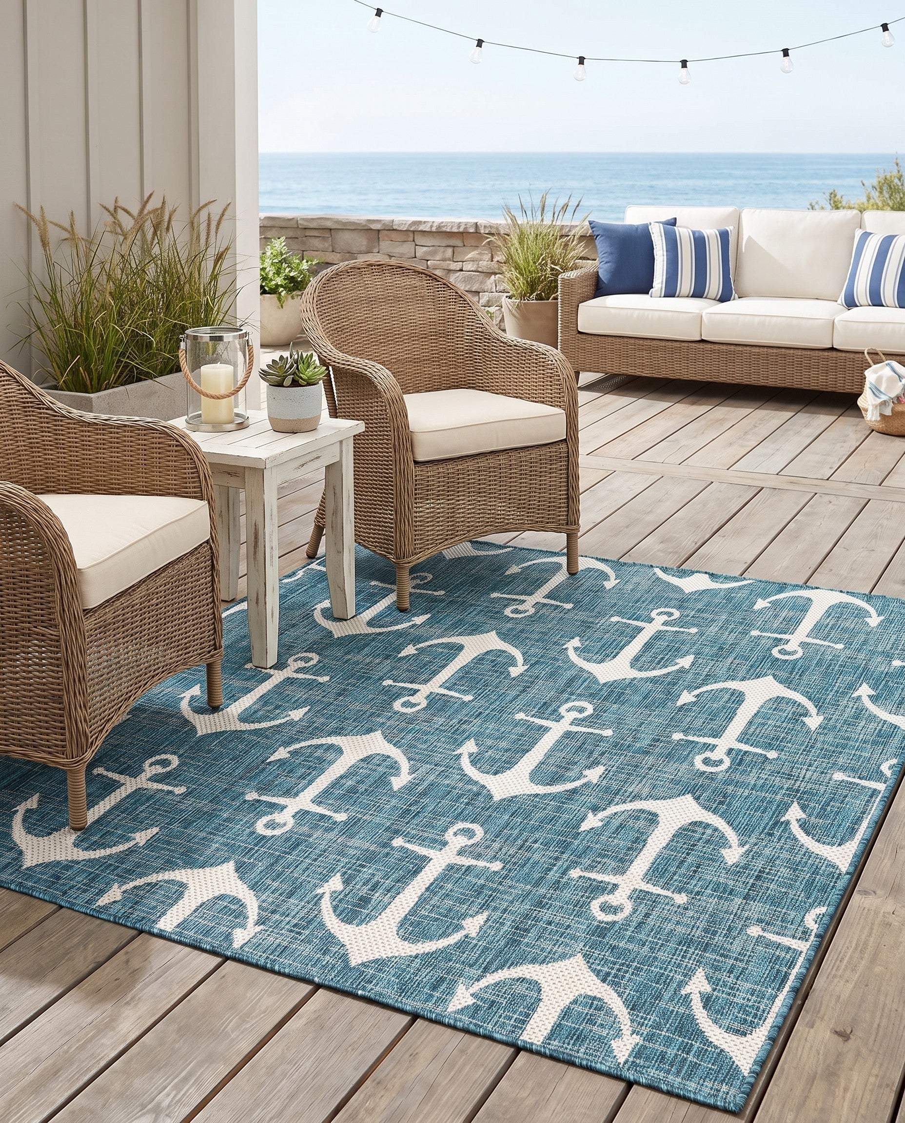 Teal Easy-Clean Coastal Indoor / Outdoor Square Rug