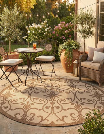 Brown Easy-Clean Botanical Indoor / Outdoor Round Rug