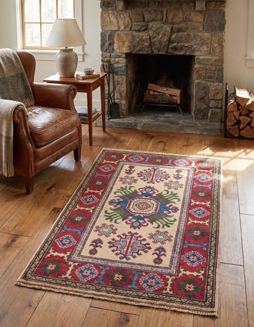 2' 7 x 4' 2 Hand Knotted Kazak Rug