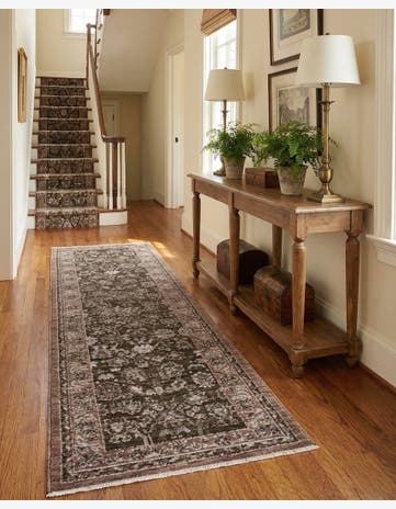 2' 7 x 12' 6 Grand Tradition Rug