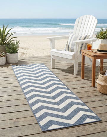 Navy Blue Easy-Clean Coastal Indoor / Outdoor Runner Rug