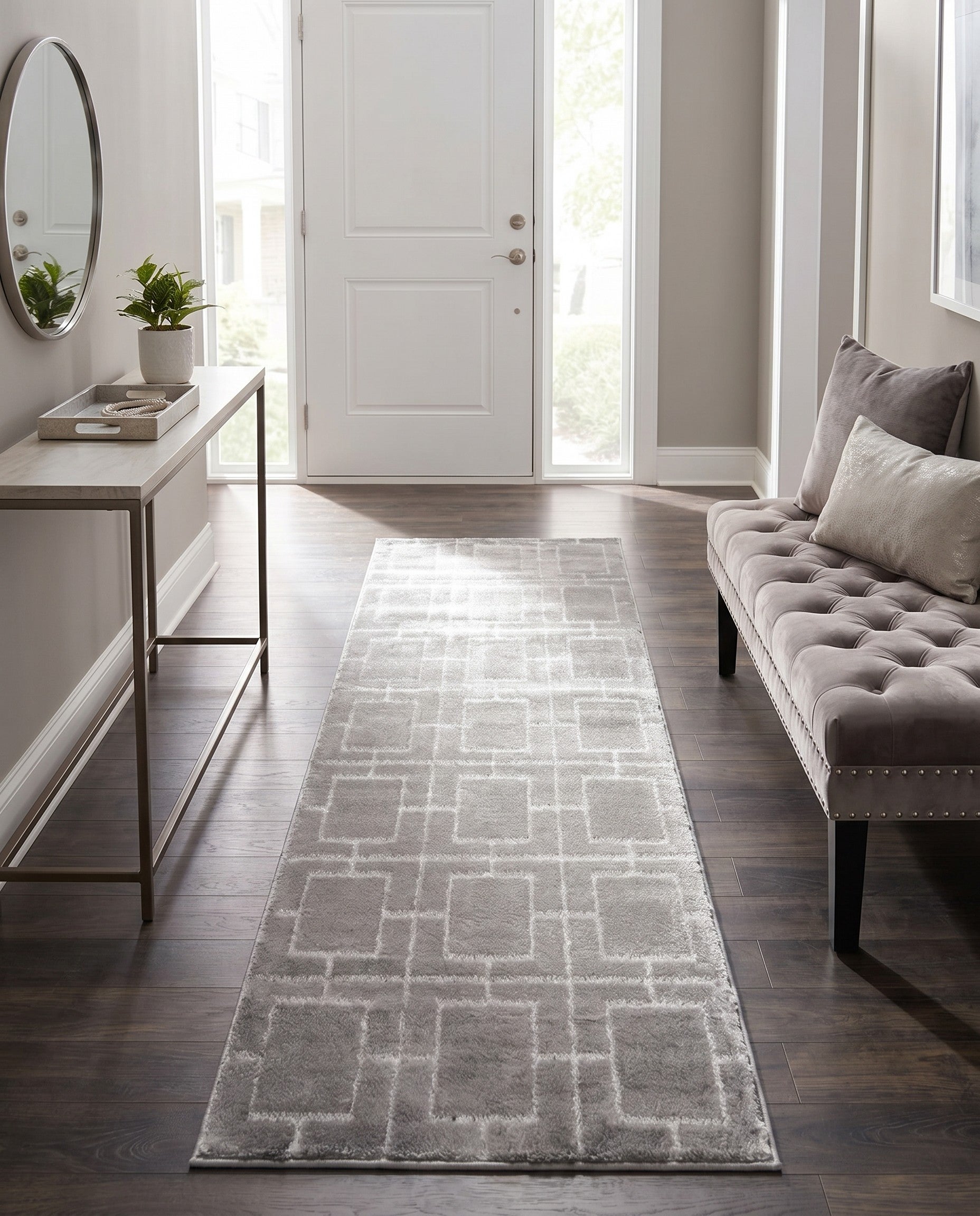 2' x 6' Marilyn Monroe™ Glam Deco Runner Rug