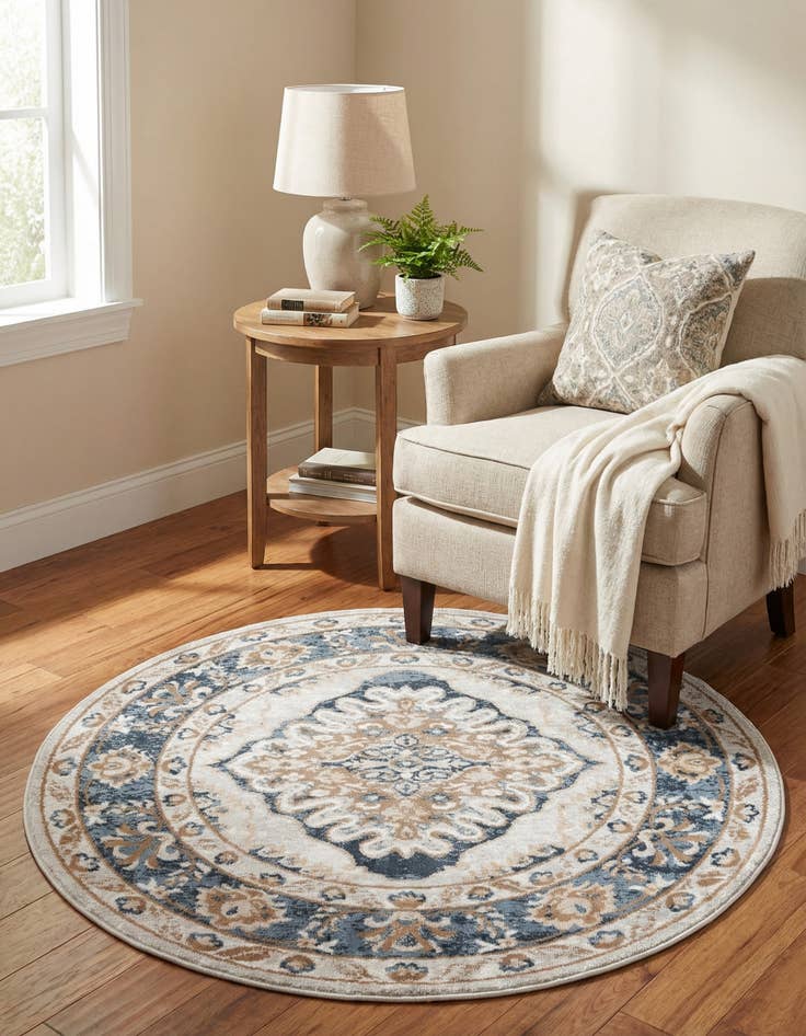 Detail image of 3' x 3' Oxford Round Rug