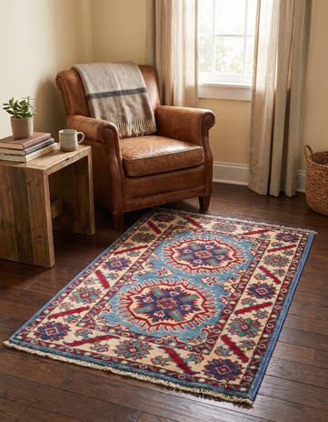 2' x 3' 1 Hand Knotted Kazak Rug