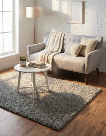 3' 3 x 5' 3 Soft Solid Shag Rug