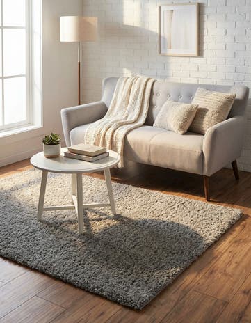 3' 3 x 5' 3 Soft Solid Shag Rug