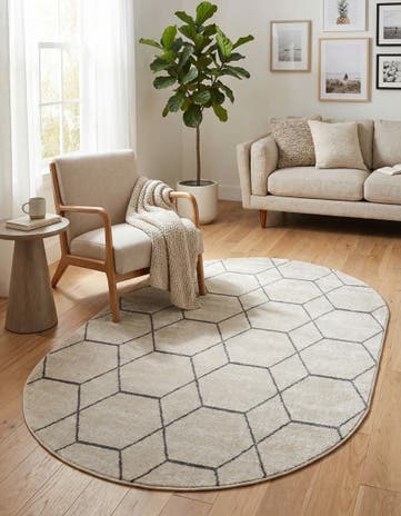 Ivory Lattice Frieze Oval Rug