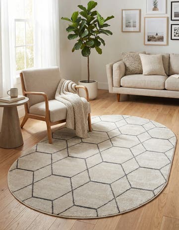 Ivory Lattice Frieze Oval Rug