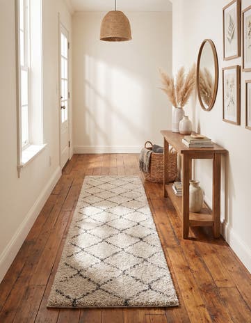 2' 7 x 13' Moroccan Shag Runner Rug