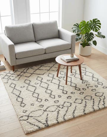 Pure Ivory Moroccan Shag Square Rug