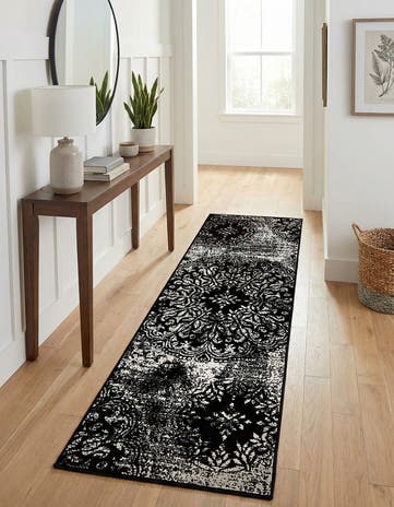 2' x 6' 7 Monte Carlo Runner Rug
