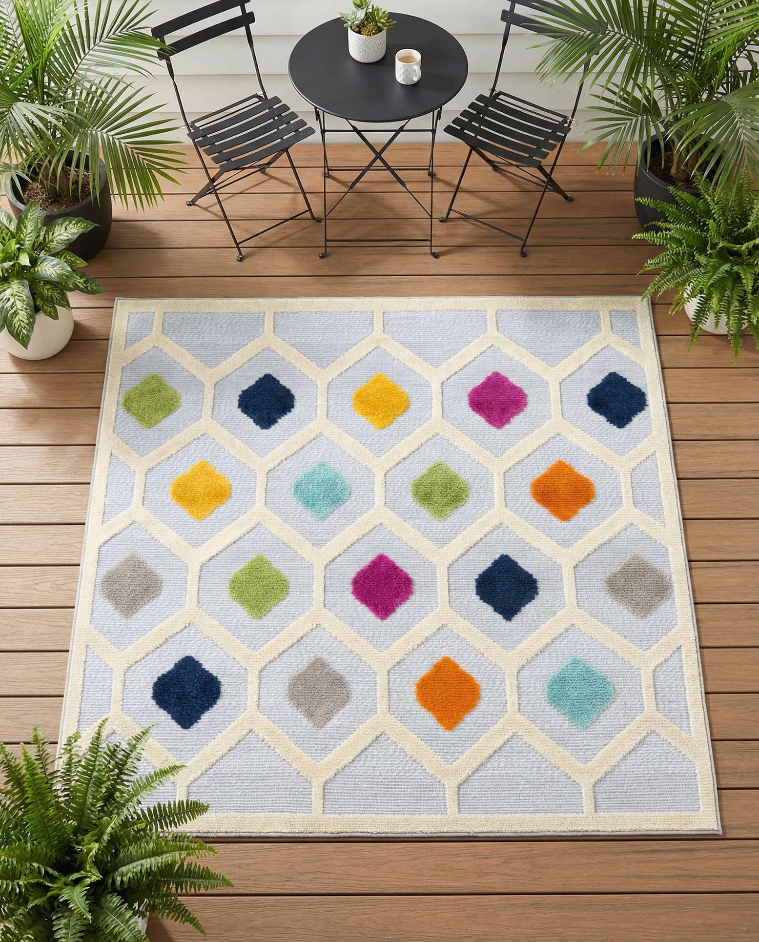 5' 3 x 5' 3 Easy-Clean Aruba Indoor / Outdoor Square Rug