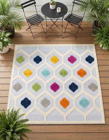 Gray Easy-Clean Aruba Indoor / Outdoor Square Rug