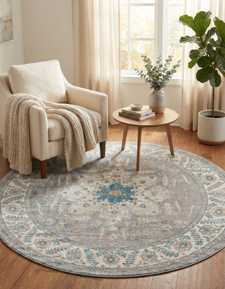 Detail image of 7' 3 x 7' 3 Viola Round Rug