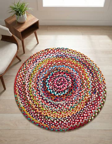 3' 3 x 3' 3 Handmade Braided Chindi Round Rug
