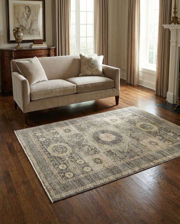 4' 1 x 5' 9 Hand Knotted Amina Rug