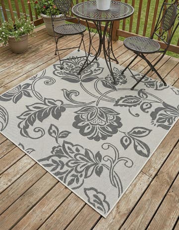 Gray Easy-Clean Botanical Indoor / Outdoor Square Rug