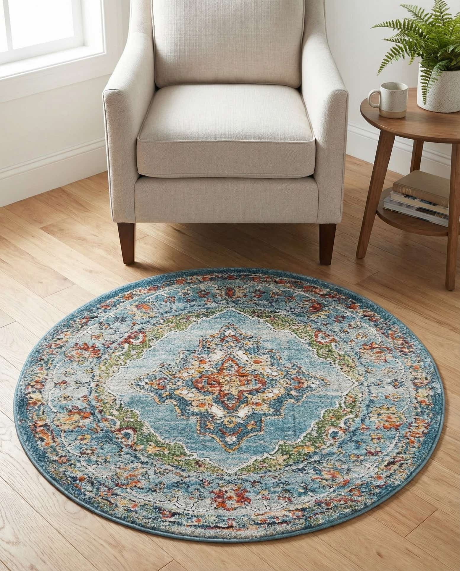 3' 3 x 3' 3 Isabella Round Rug