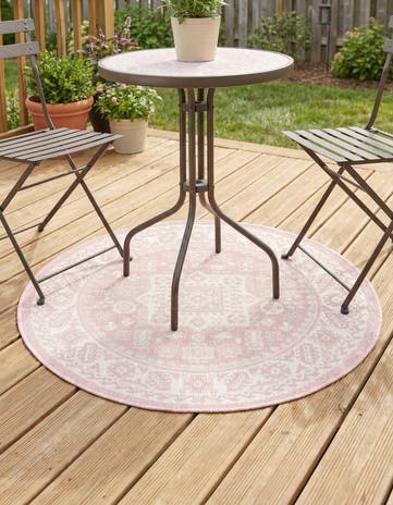 Pink Easy-Clean Aztec Indoor / Outdoor Round Rug