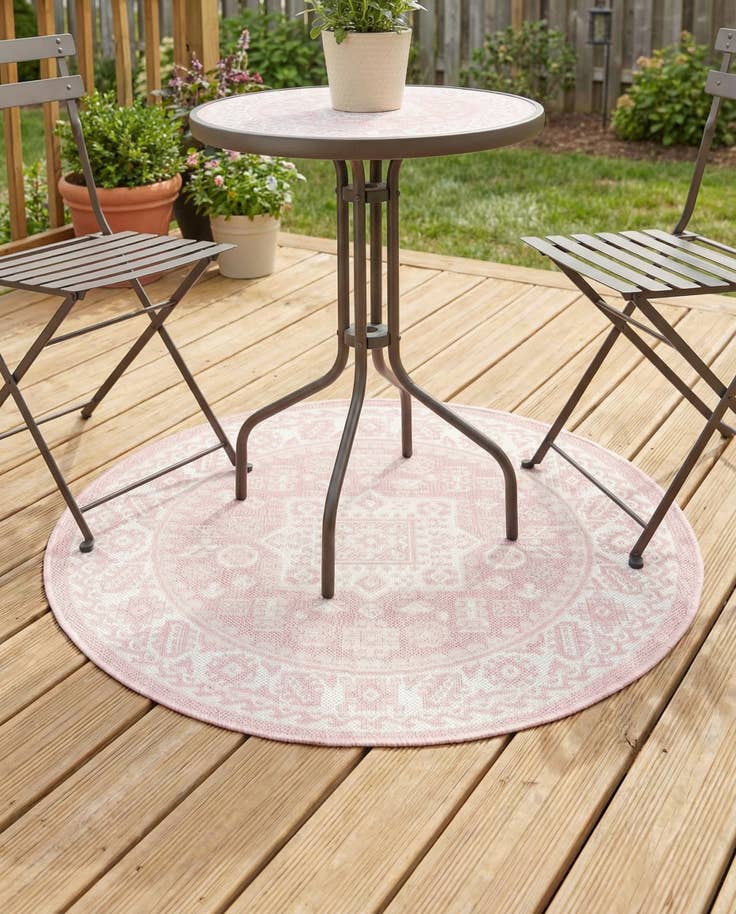 Detail image of 3' x 3' Easy-Clean Aztec Indoor / Outdoor Round Rug