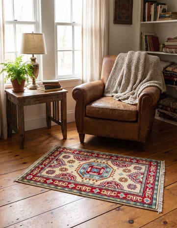2' x 3' 1 Hand Knotted Kazak Rug
