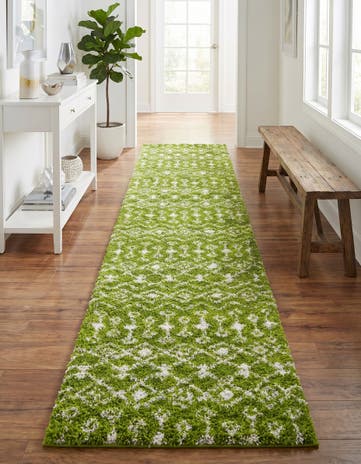 3' 3 x 16' 5 Moroccan Trellis Shag Runner Rug