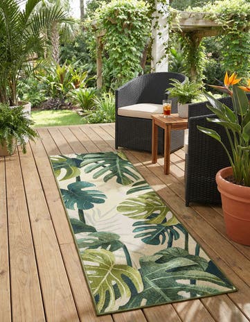 Green Easy-Clean Botanical Indoor / Outdoor Runner Rug