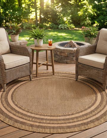 6' x 6' Easy-Clean Border Indoor / Outdoor Round Rug