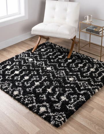 Black and White Moroccan Trellis Shag Square Rug