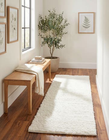 2' x 4' 1 Soft Solid Shag Runner Rug