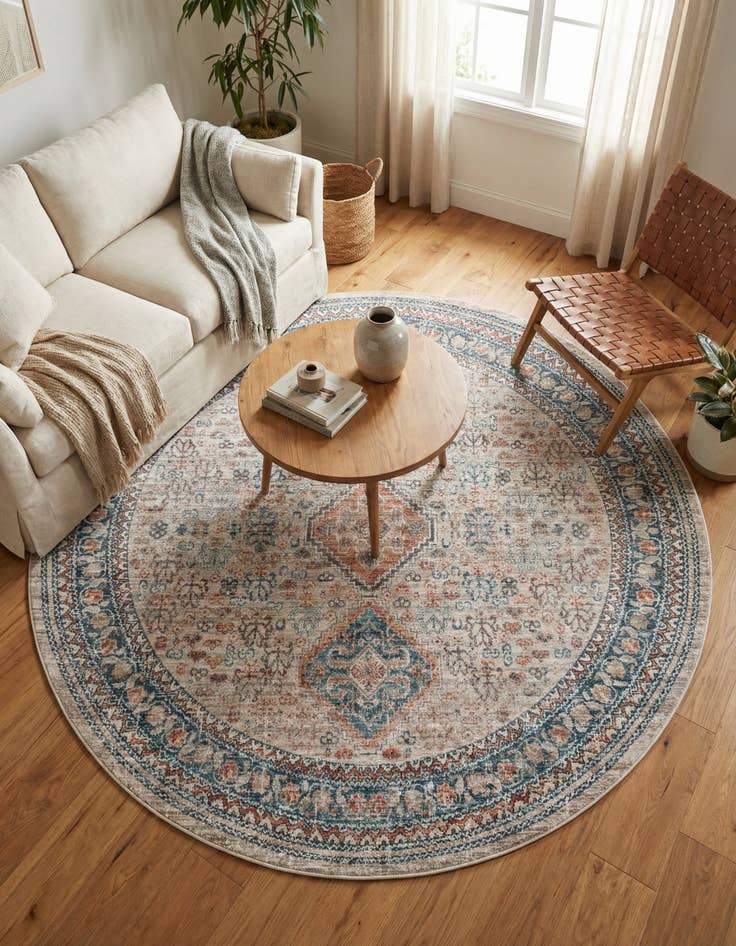 Detail image of 6' x 6' Newport Round Rug