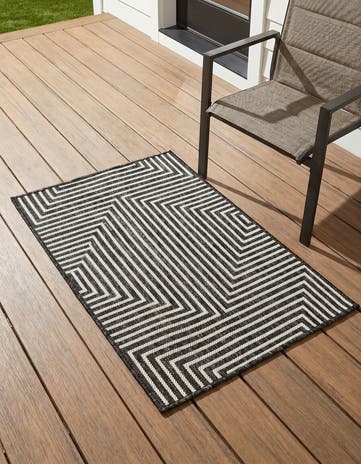 2' x 3' Easy-Clean Modern Indoor / Outdoor Rug