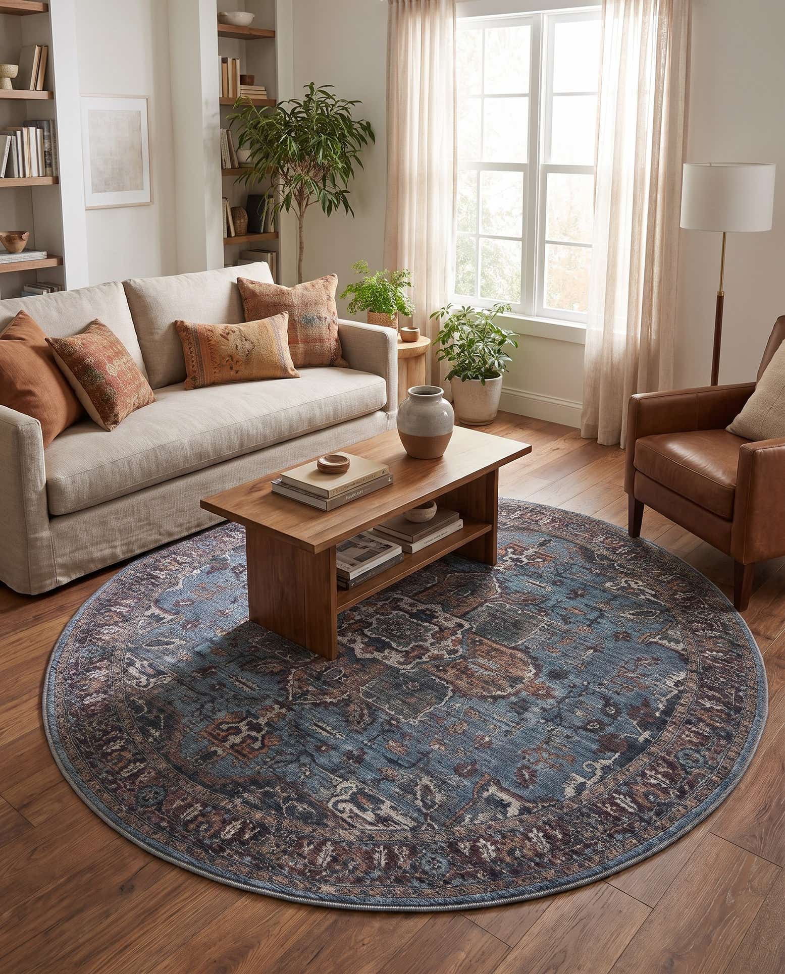 7' 10 x 7' 10 Maahru Round Rug