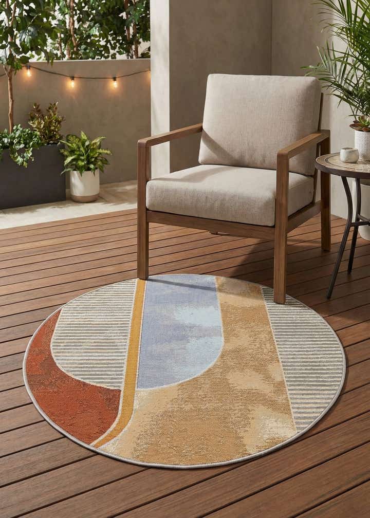 3' 3 x 3' 3 Easy-Clean Modern Indoor / Outdoor Round Rug
