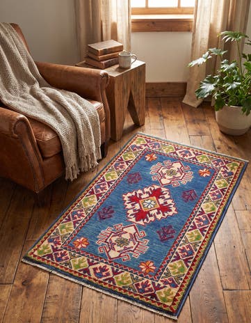 2' x 3' 1 Hand Knotted Kazak Rug