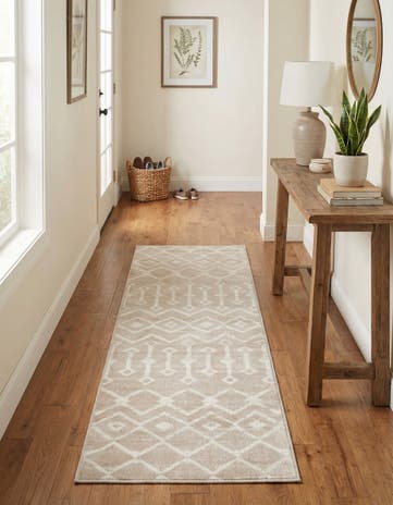 2' x 6' 7 Kasbah Trellis Runner Rug