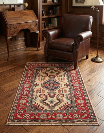 2' 7 x 4' 2 Hand Knotted Kazak Rug