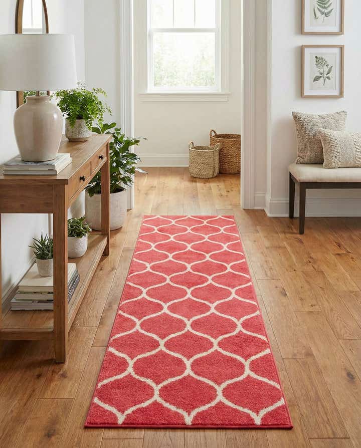 2' x 6' Lattice Frieze Runner Rug