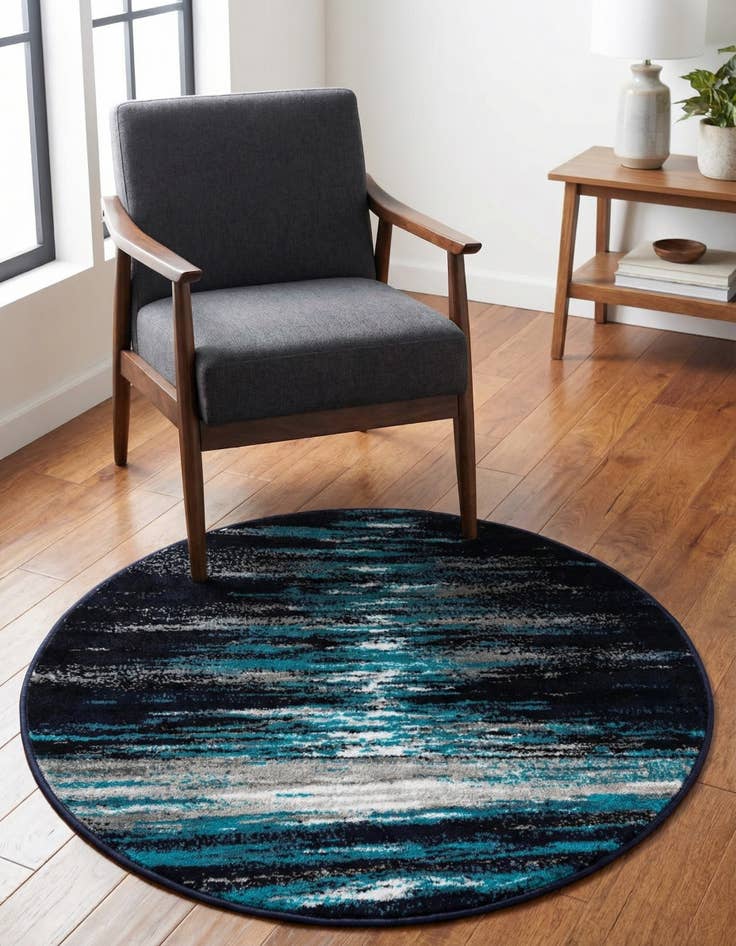 Detail image of 3' 3 x 3' 3 Metropolis Round Rug