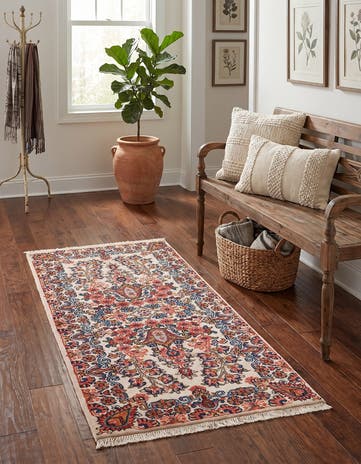 2' 1 x 4' 2 Hand Knotted Sarough Wool Runner Rug