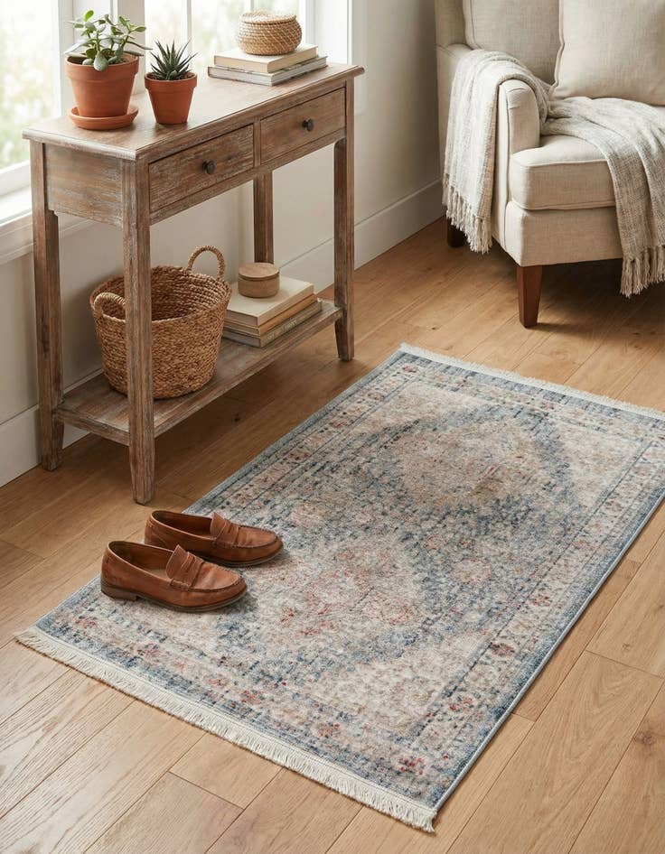 Detail image of 2' 2 x 3' Noble Rug