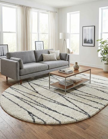 White Serenity Shag Oval Rug