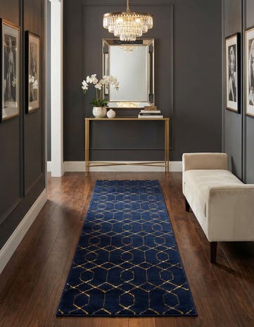 2' x 10' Marilyn Monroe™ Glam Trellis Runner Rug