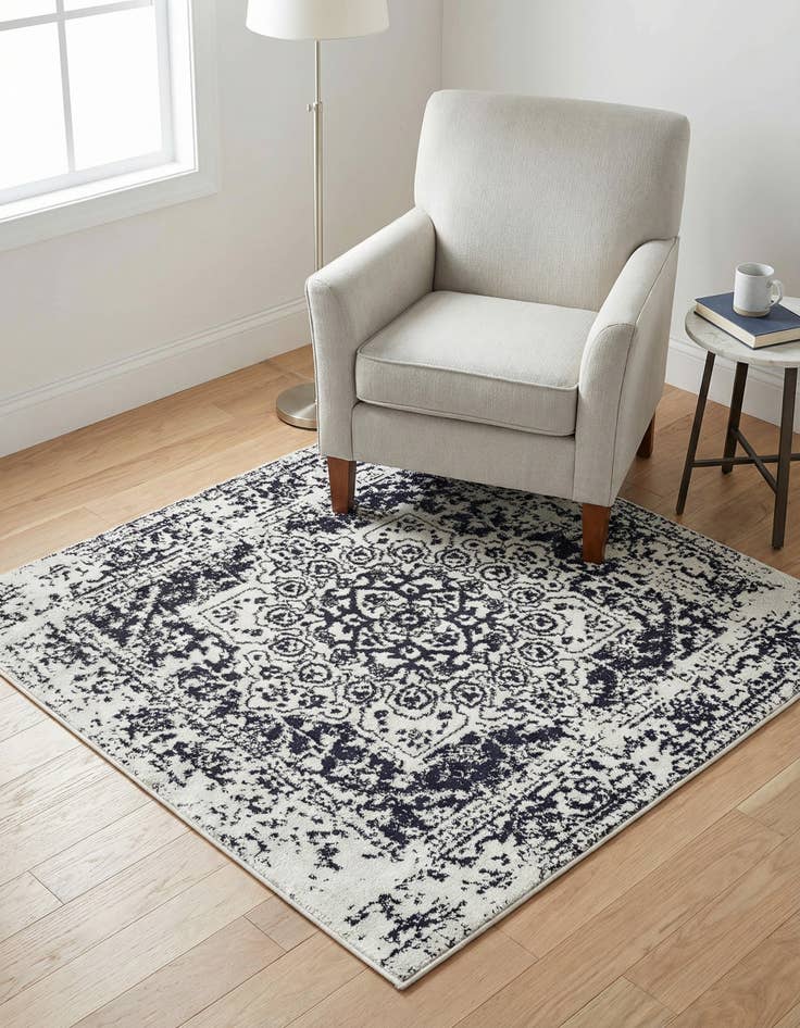 Detail image of 4' x 4' Arlington Square Rug